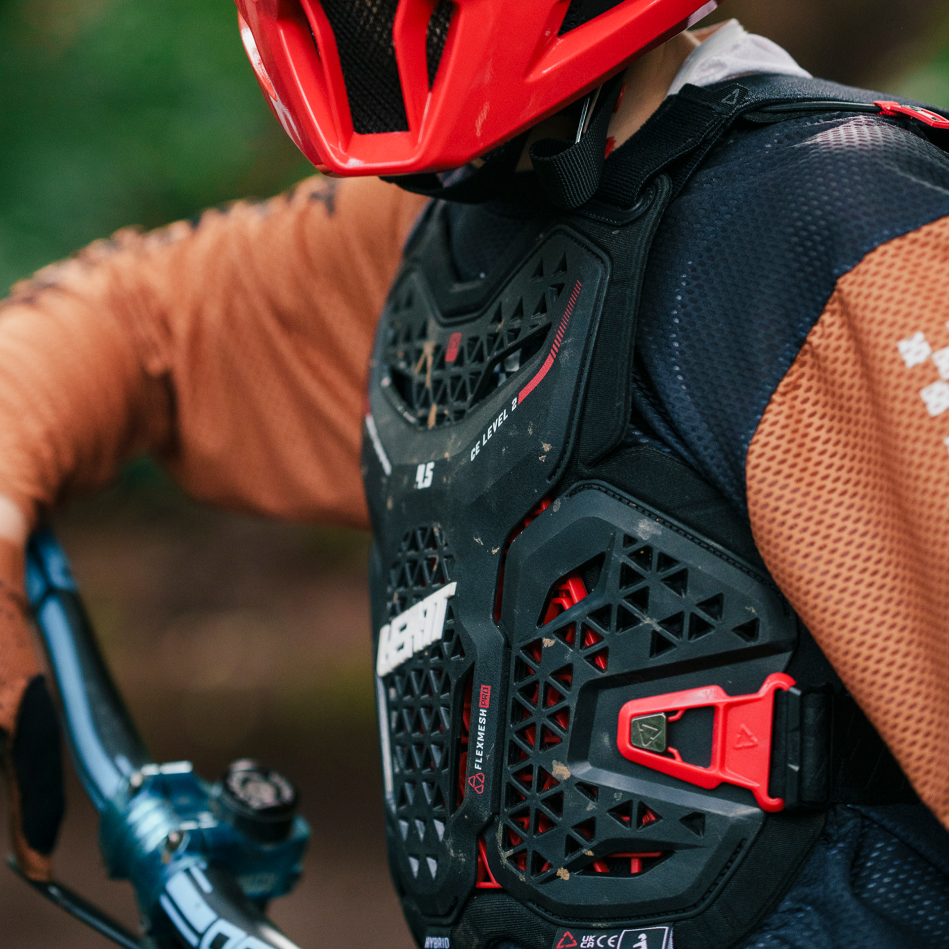 Leatt Chest Protector 4.5 Hybrid - Junior Black 5